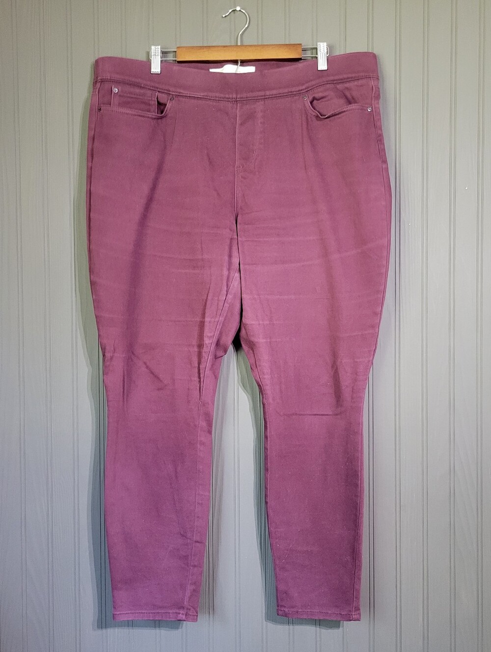 Signature By Levi Strauss Pants Totally Shaping Pull-On Skinny Red Women's 20M